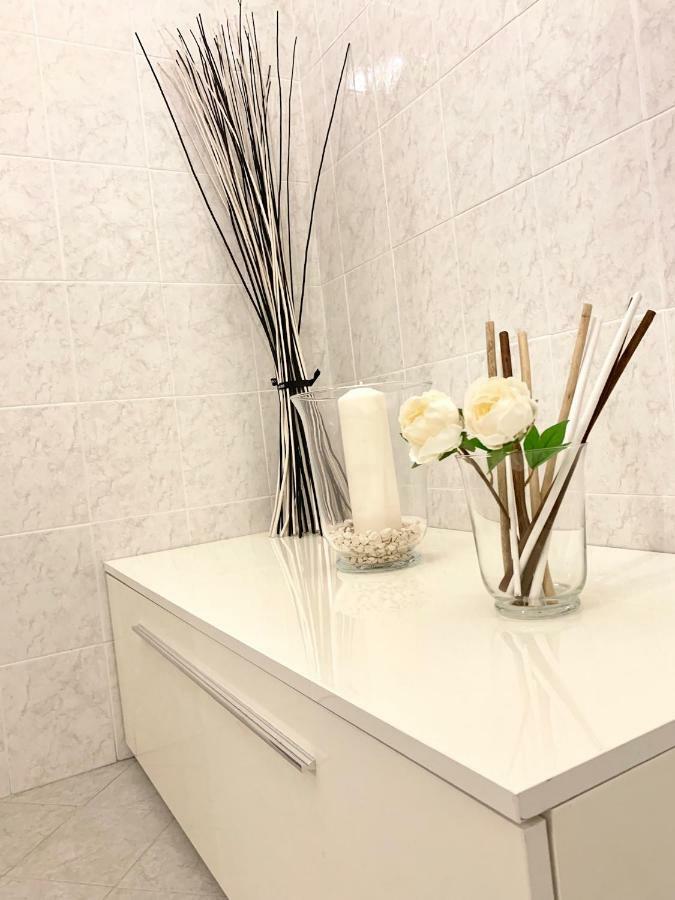 Indipendenza Luxury Apartments Болонья Екстер'єр фото